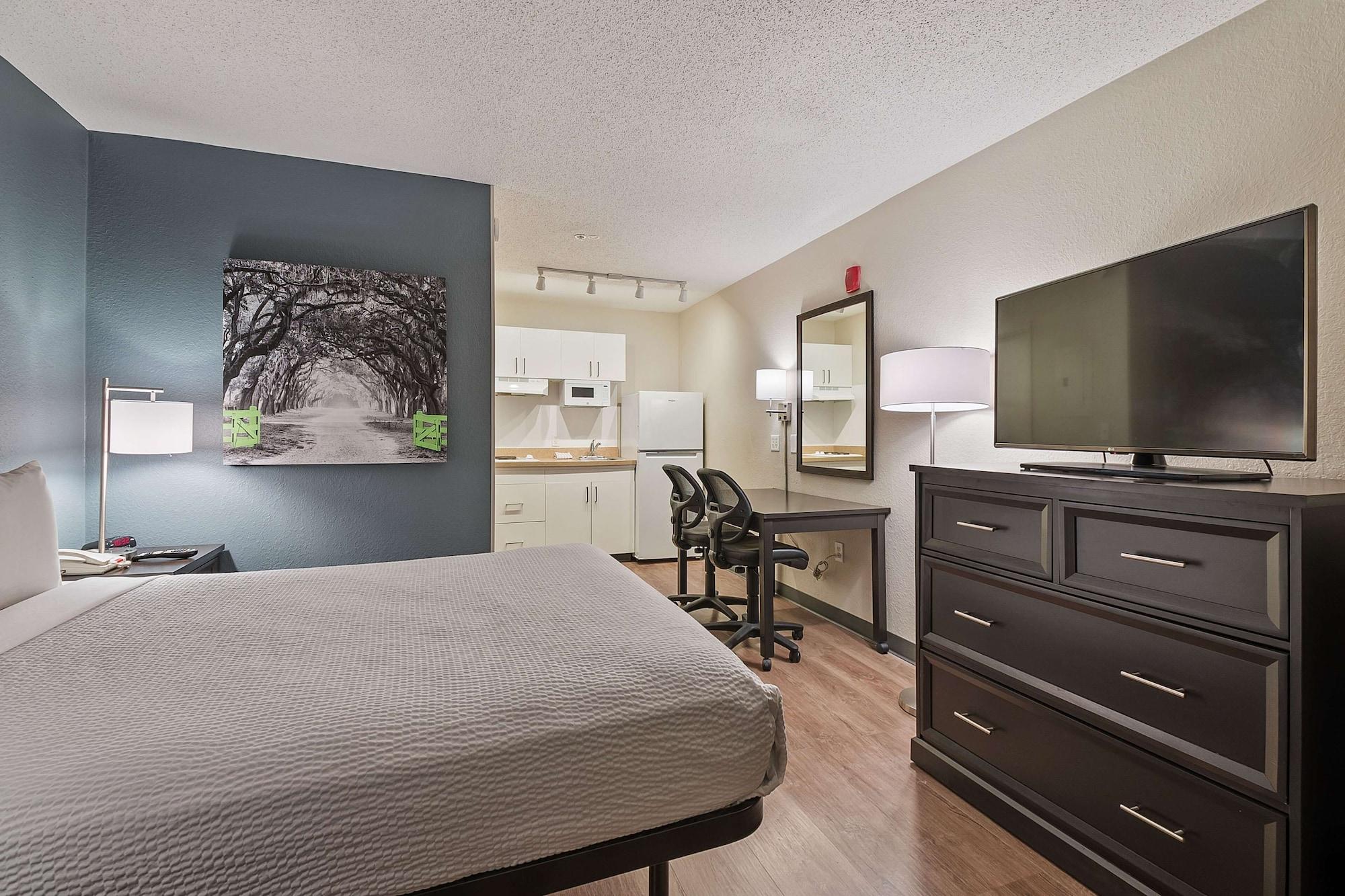 เอ็กซ์เทนด์ สเตย์ อเมริกา ไมอามีแอร์พอร์ต บลูลากูน Hotel Miami Springs ภายนอก รูปภาพ
