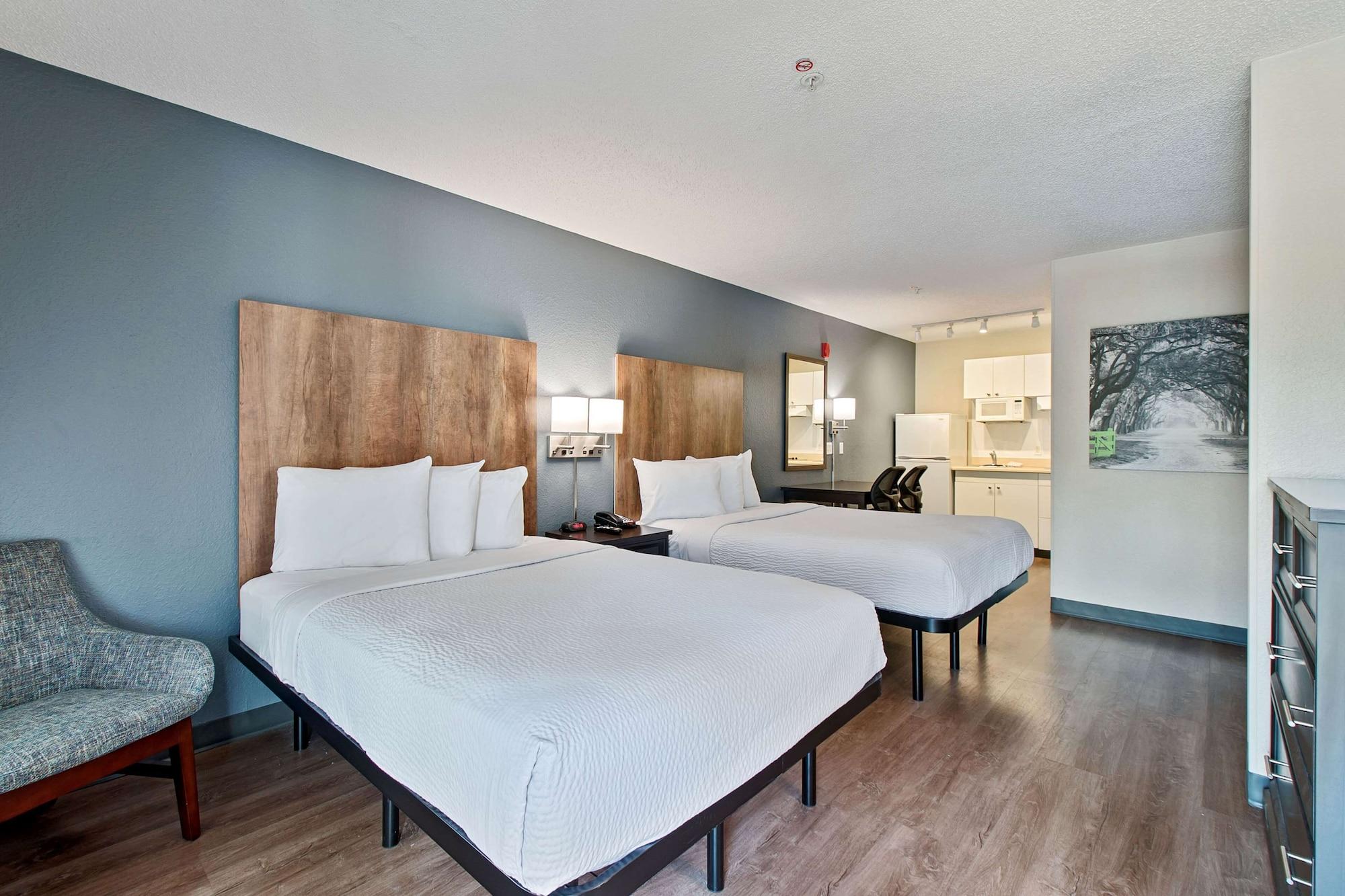 เอ็กซ์เทนด์ สเตย์ อเมริกา ไมอามีแอร์พอร์ต บลูลากูน Hotel Miami Springs ภายนอก รูปภาพ
